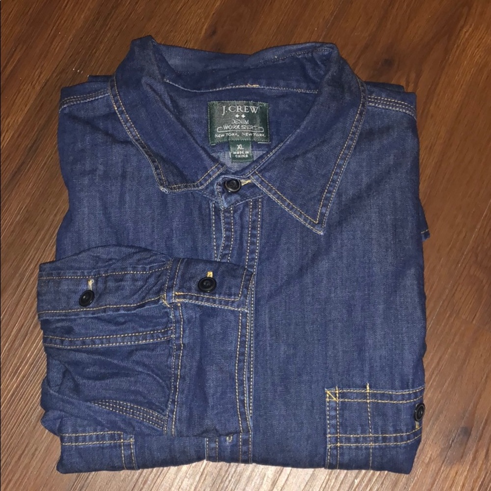 Long sleeve casual shirt